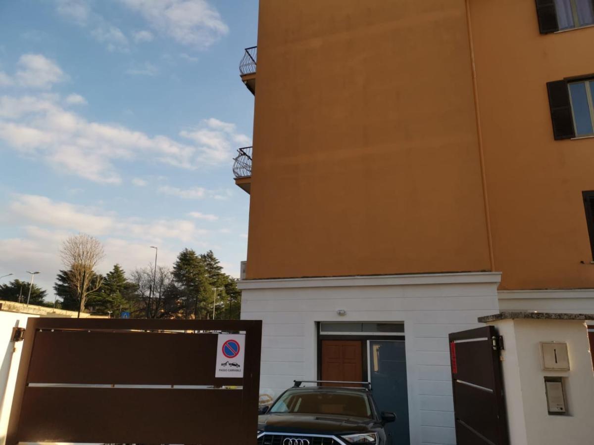 Officinale Rome Apartment, Pineta Sacchetti Exterior photo