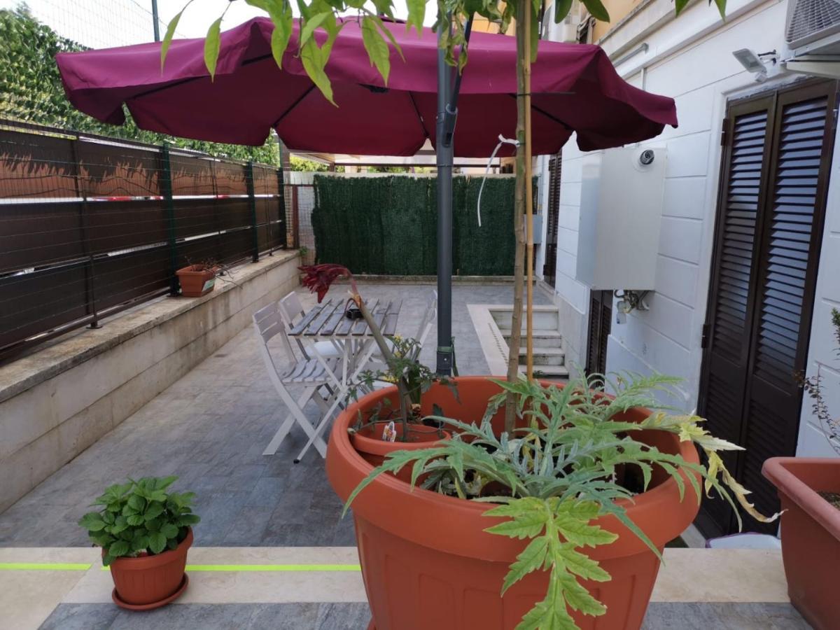 Officinale Rome Apartment, Pineta Sacchetti Exterior photo